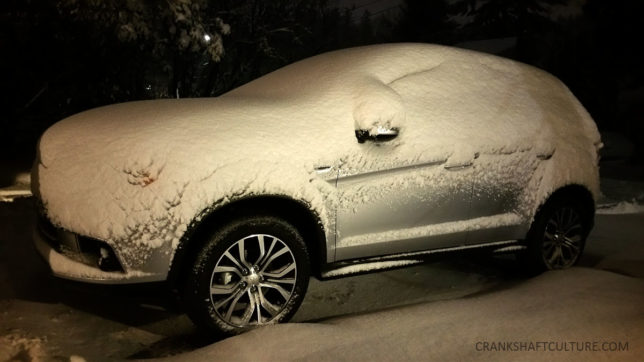 Mitsubishi in snow