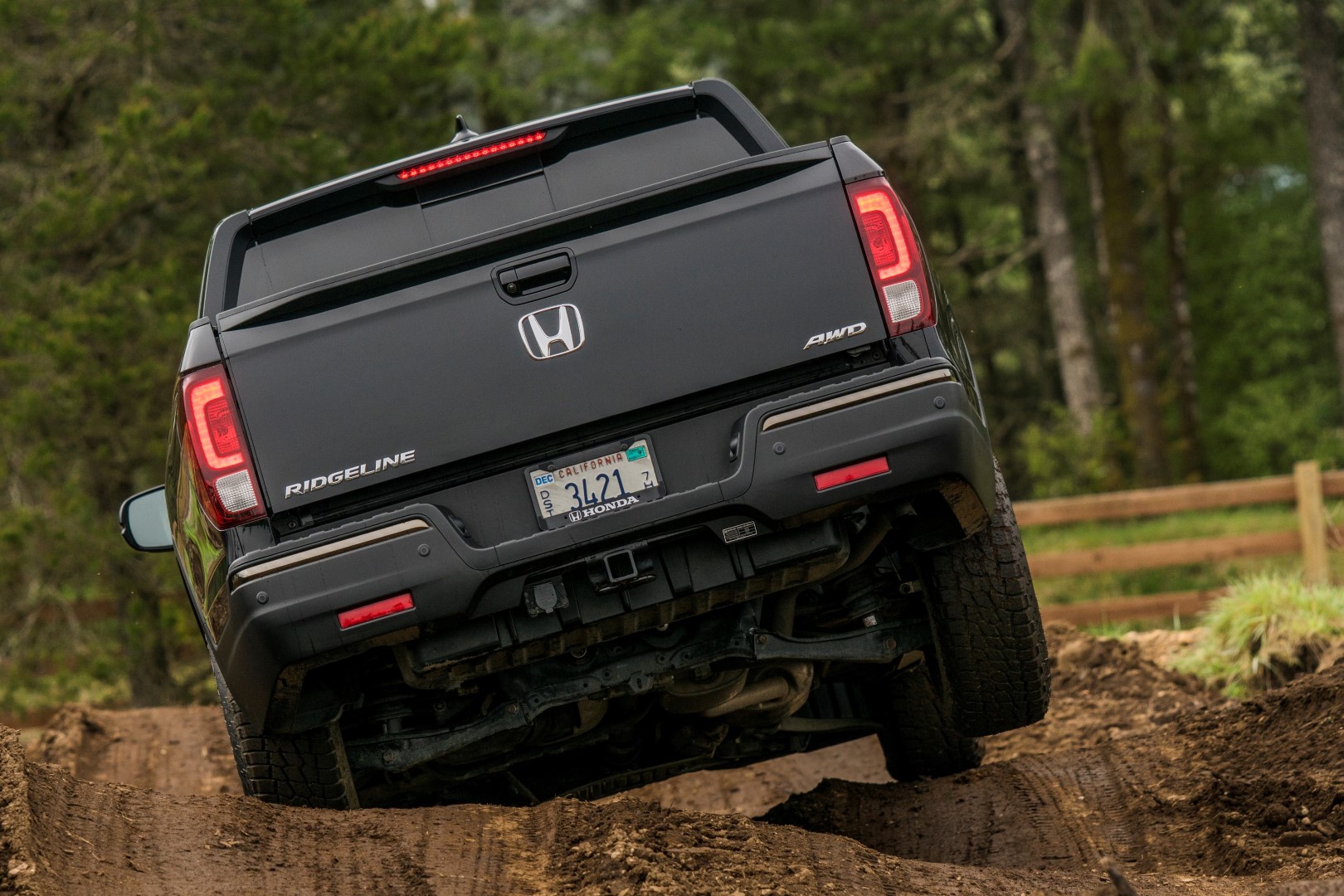 Driving the Honda Ridgeline off road