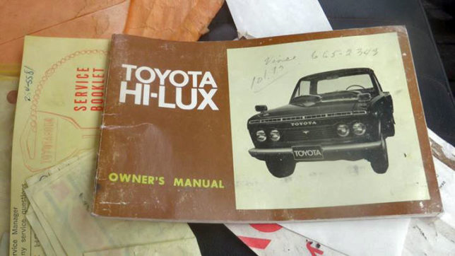 1971 Toyota Hilux owner's manual