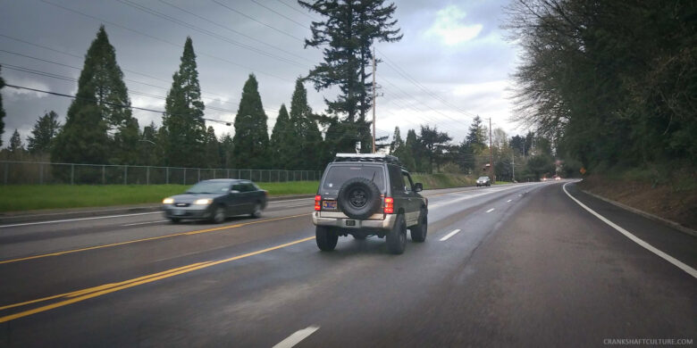 1991 Mitsubishi Pajero driving