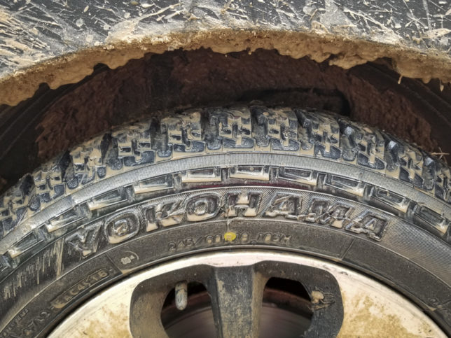 Kia Telluride on all-terrain tires
