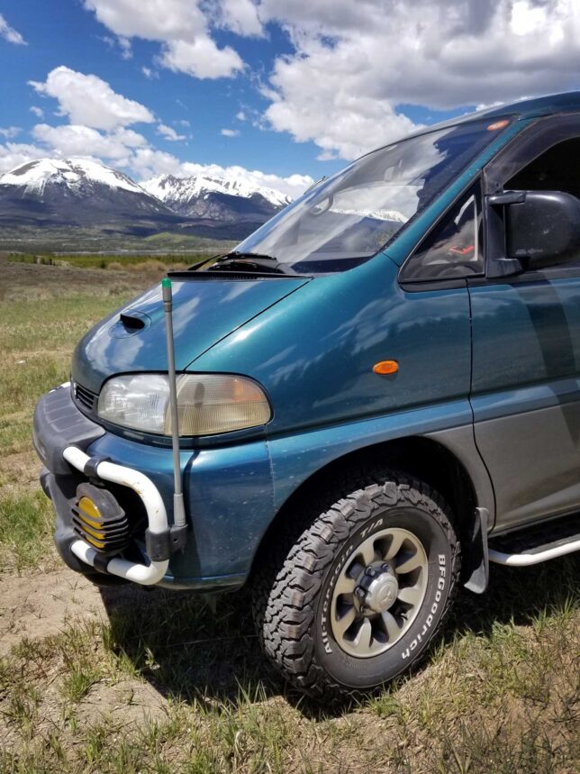 Mitsubishi-L400-Delica-stock