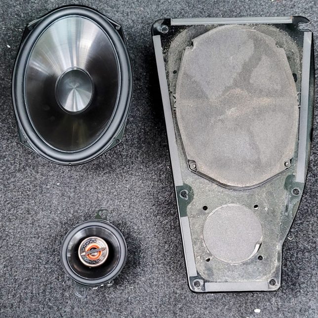 Saab 9000 speaker upgrade