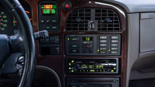 Saab 9000 stereo replacement