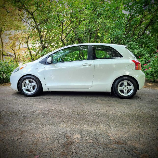 Toyota Yaris with tire shine