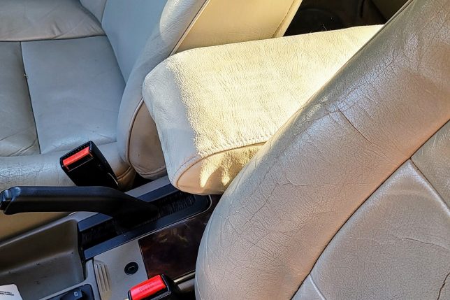 Saab 9000 center armrest 