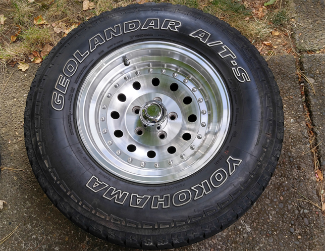 Jeep wheel with Yokohama tire