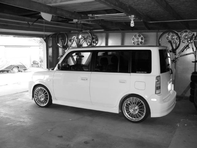 2005 Scion xB