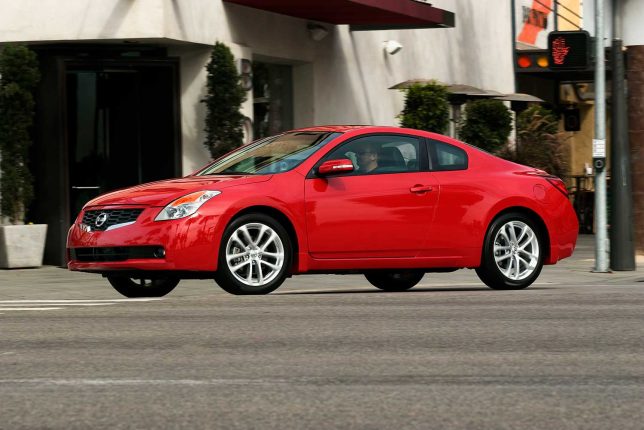 2009 Nissan Altima Coupe 