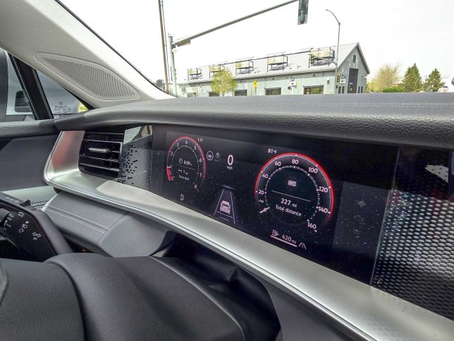 2025 Volkswagen Tiguan SE's driver's display