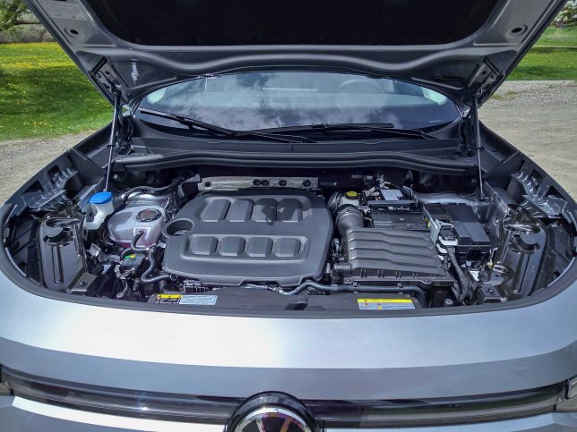 2025 Volkswagen Tiguan engine bay