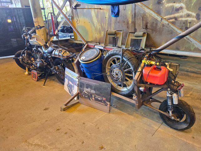 Long-distance bike with one-wheel trailer.
