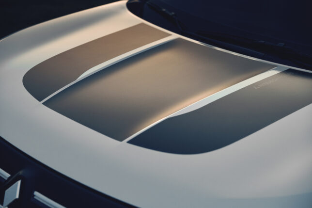 Hood decal on 2025 Mitsubishi Outlander Trail Edition