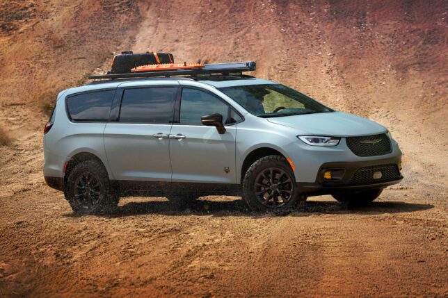 Chrysler Pacifica Grizzly Peak Concept - Crankshaft Culture