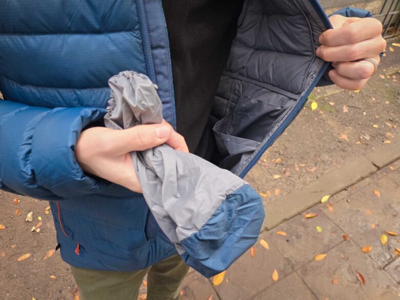 Simond Men's MT500 Hooded Down Puffer Jacket stuff sack