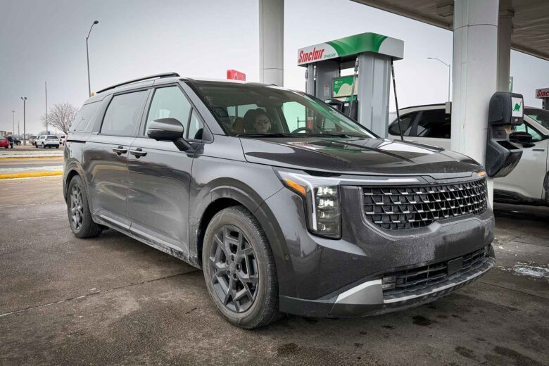 Kia Carnival on Operation Frodo