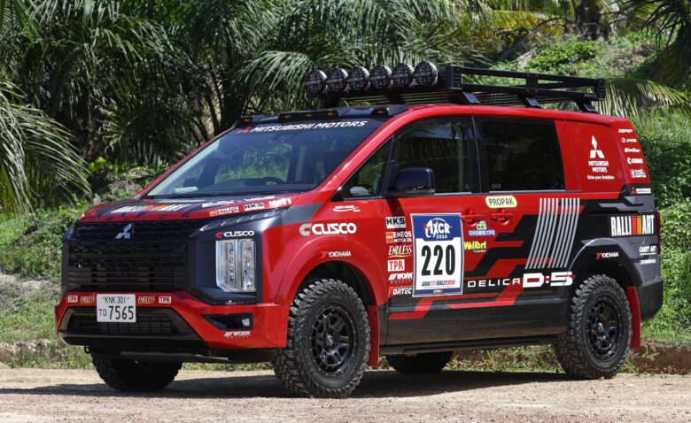 Delica D:5 - AXCR 2025 support car