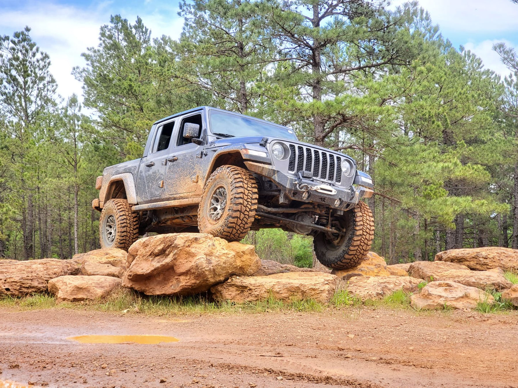 Off-Road Jeep Gladiator