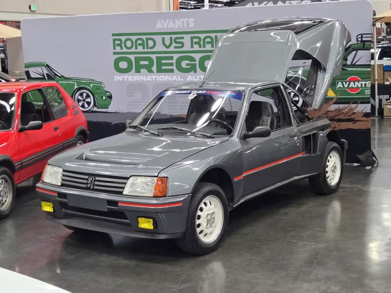 Peugeot 205 T16