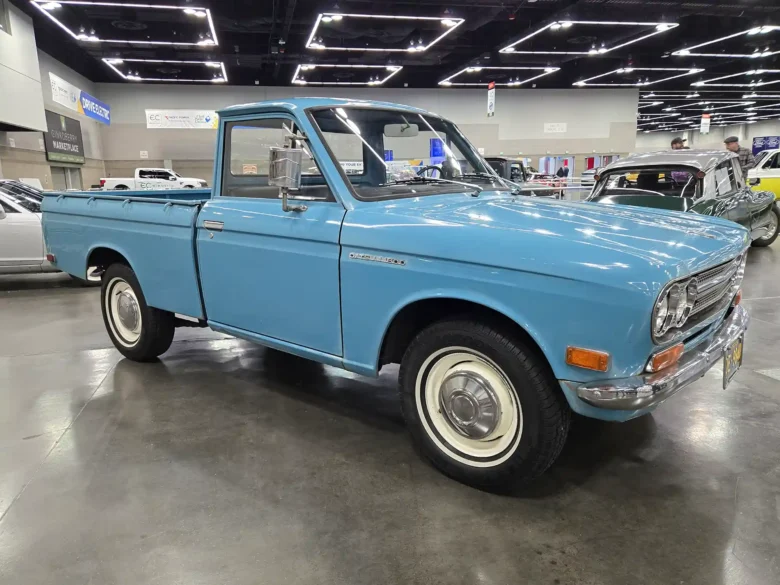 Datsun 521 pickup truck