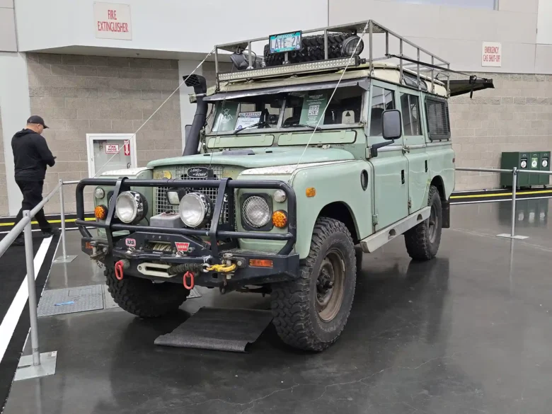 Land Rover Series IIA
