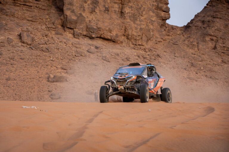 We’re at the 2026 Dakar Rally with Defender Rally Team!