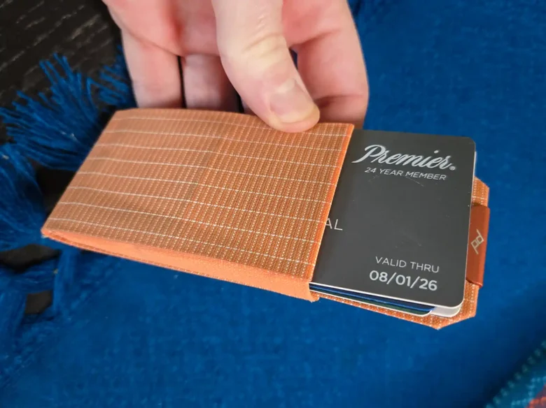 Peak Design’s Everyday Slim Wallet is a Minimalist Card Carrier