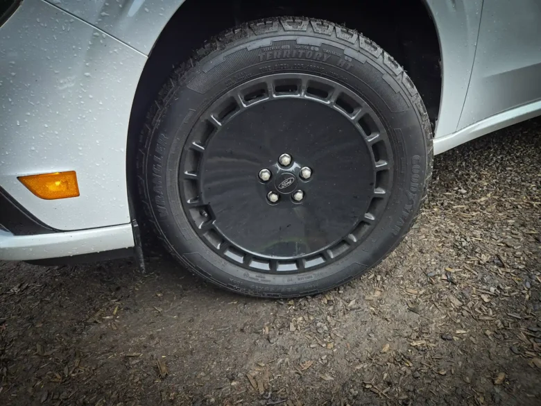 Ford Maverick Lobo turbofan wheel