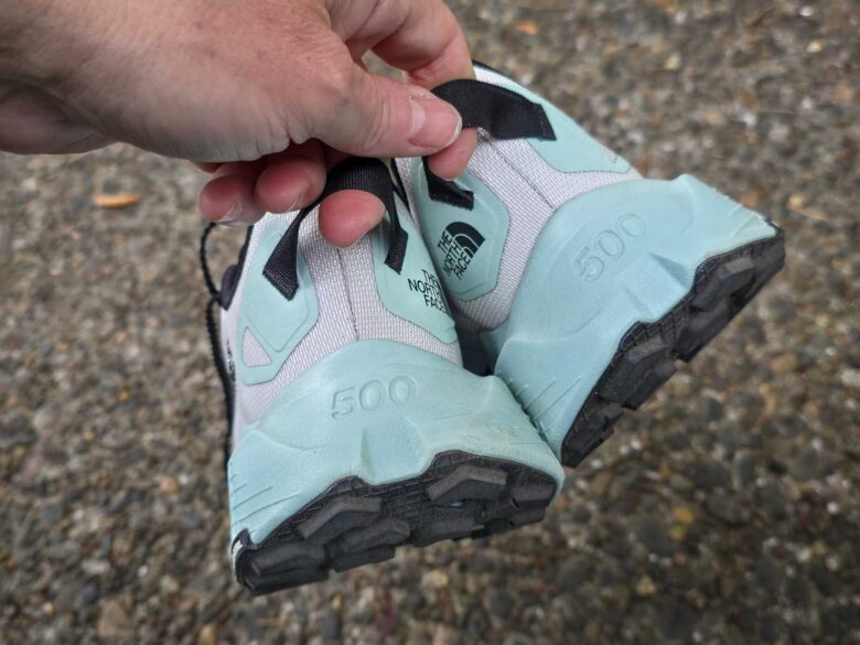 The North Face Altamesa 500 V2 shoes have rear loops for carrying