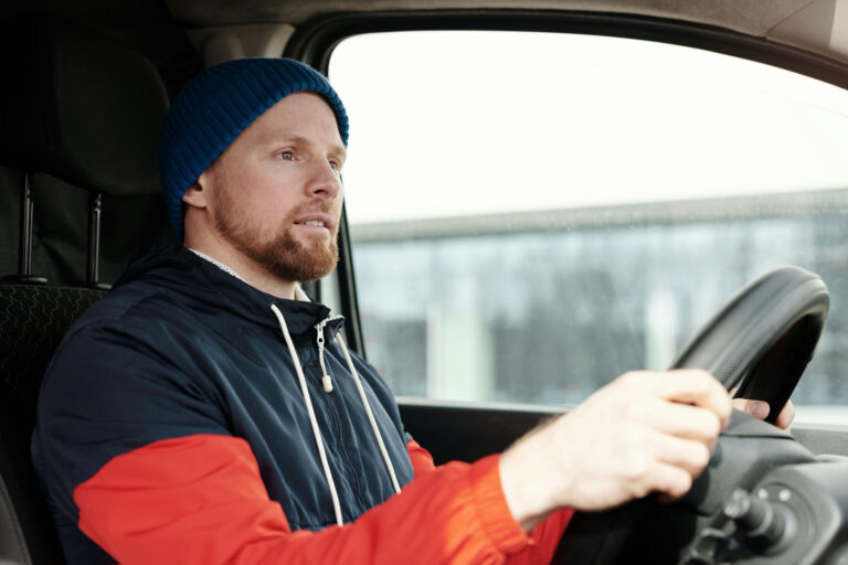 The Return of Analog Driving: Why Enthusiasts Are Seeking Simpler Cars Again
