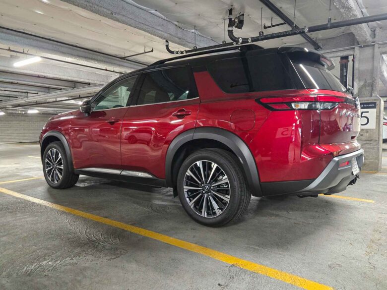 2026 Nissan Pathfinder Platinum rear.
